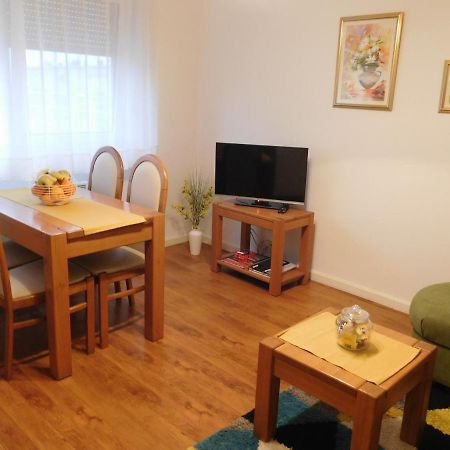 Apartman Ana Zupanja Exteriör bild