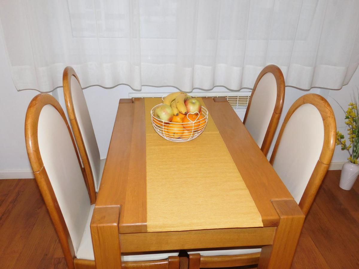 Apartman Ana Zupanja Exteriör bild