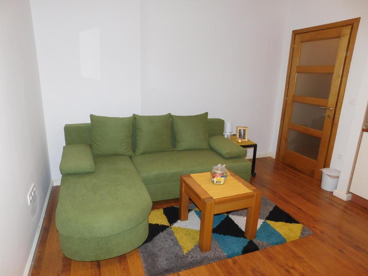 Apartman Ana Zupanja Exteriör bild